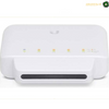 Ubiquiti Networks UniFi Switch Flex 5-Port Managed Gigabit PoE Network Switch, Works Indoors and Outdoors, Flexible Mounting Options, Magnetic Backing, 1 x PoE++ Port, 4 x PoE Ports | USW-Flex